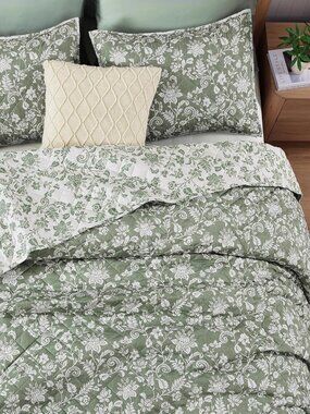 Queen Quilt Set-3 Pieces Soft Bedding Floral Reversible Coverlet